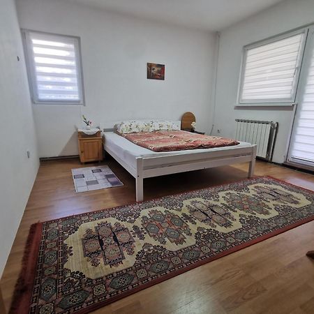 Book A Room Sarajevo, Free Parking & Garden מראה חיצוני תמונה