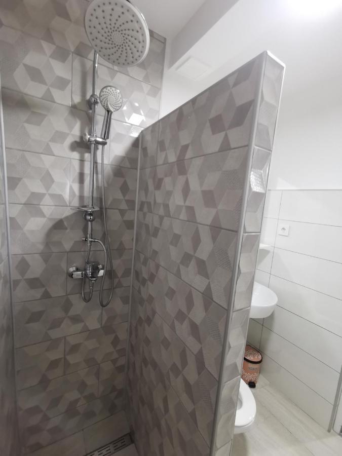 Book A Room Sarajevo, Free Parking & Garden מראה חיצוני תמונה